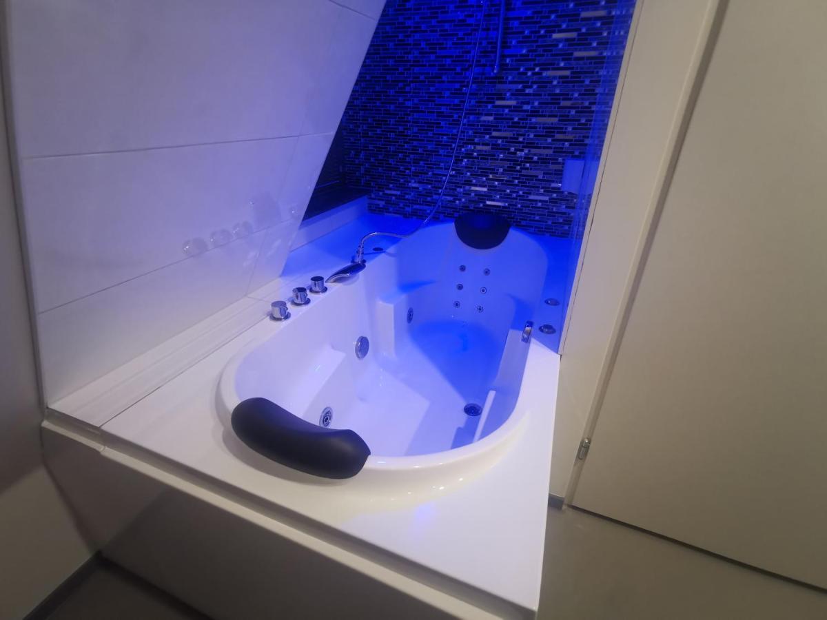 Hotel-Chao NL Utrecht Ngoại thất bức ảnh