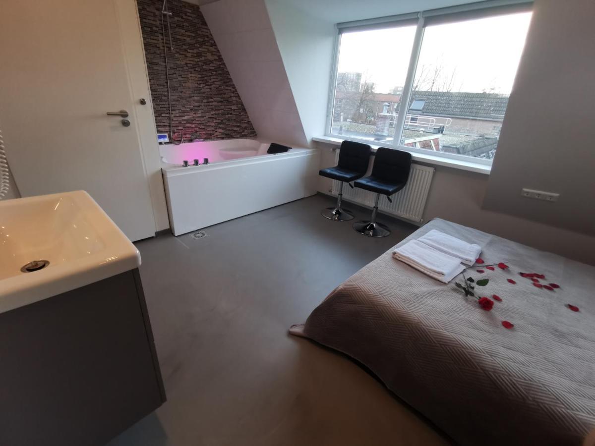 Hotel-Chao NL Utrecht Ngoại thất bức ảnh