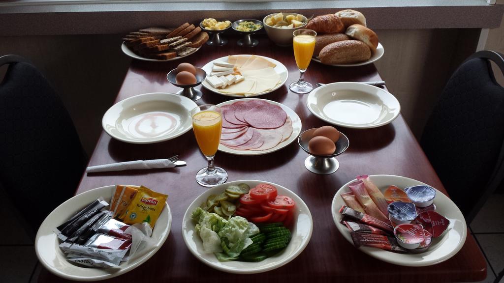 Hotel-Chao NL Utrecht Ngoại thất bức ảnh