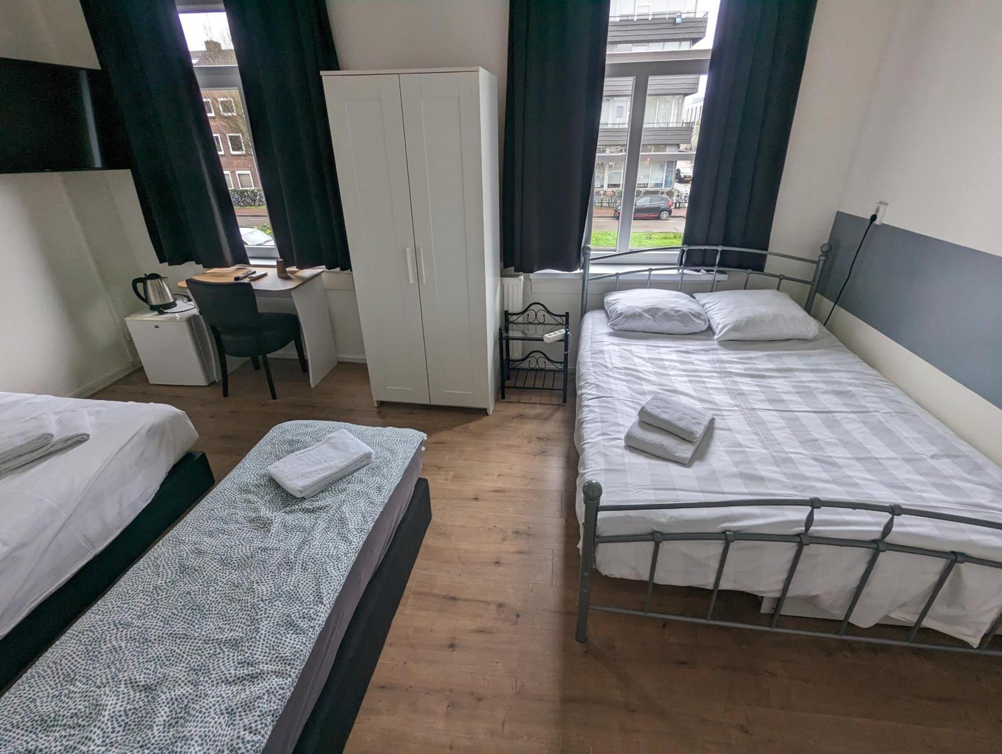 Hotel-Chao NL Utrecht Ngoại thất bức ảnh