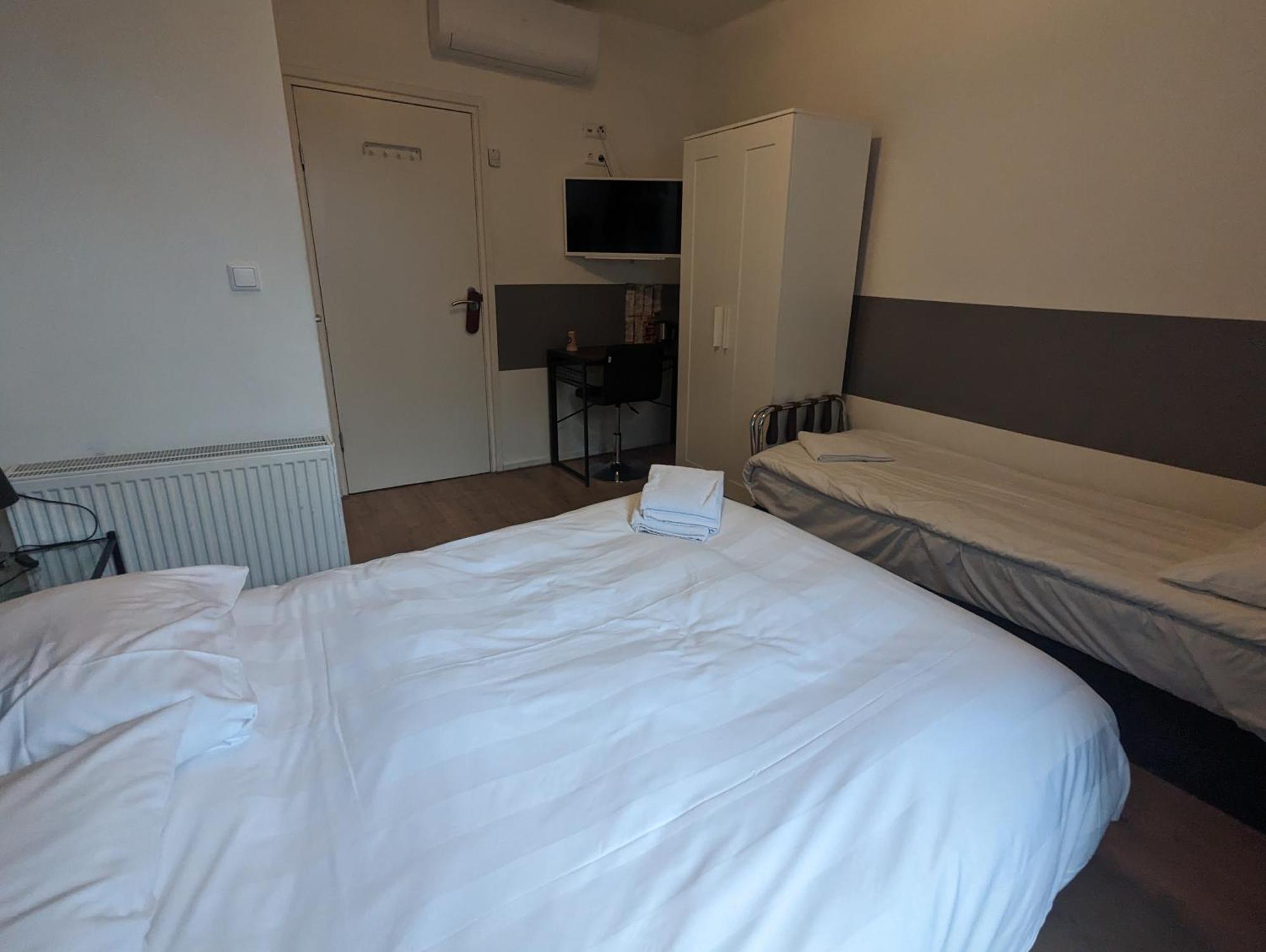 Hotel-Chao NL Utrecht Ngoại thất bức ảnh